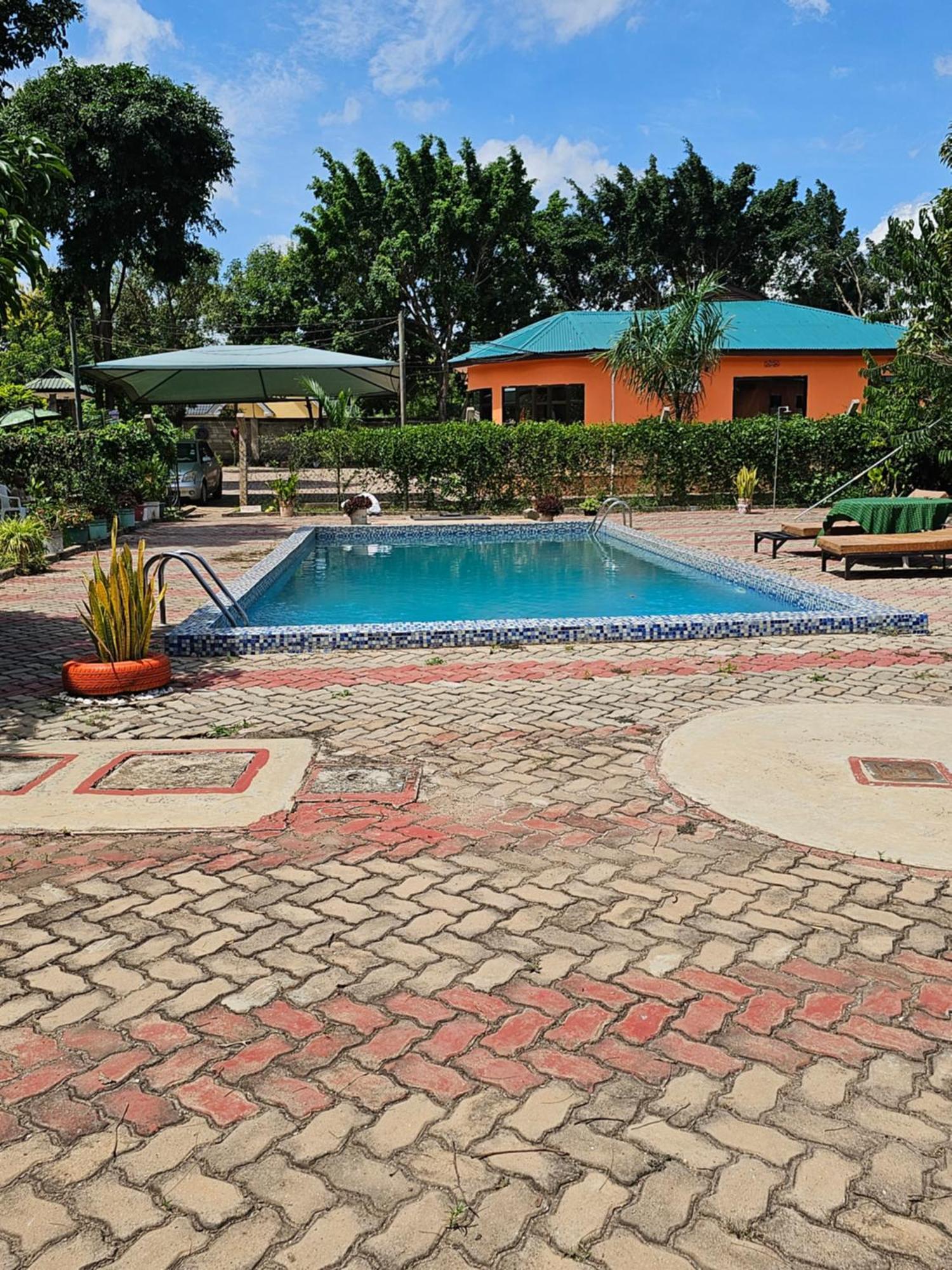 B-More Comfort Stay Boma la Ngombe Экстерьер фото