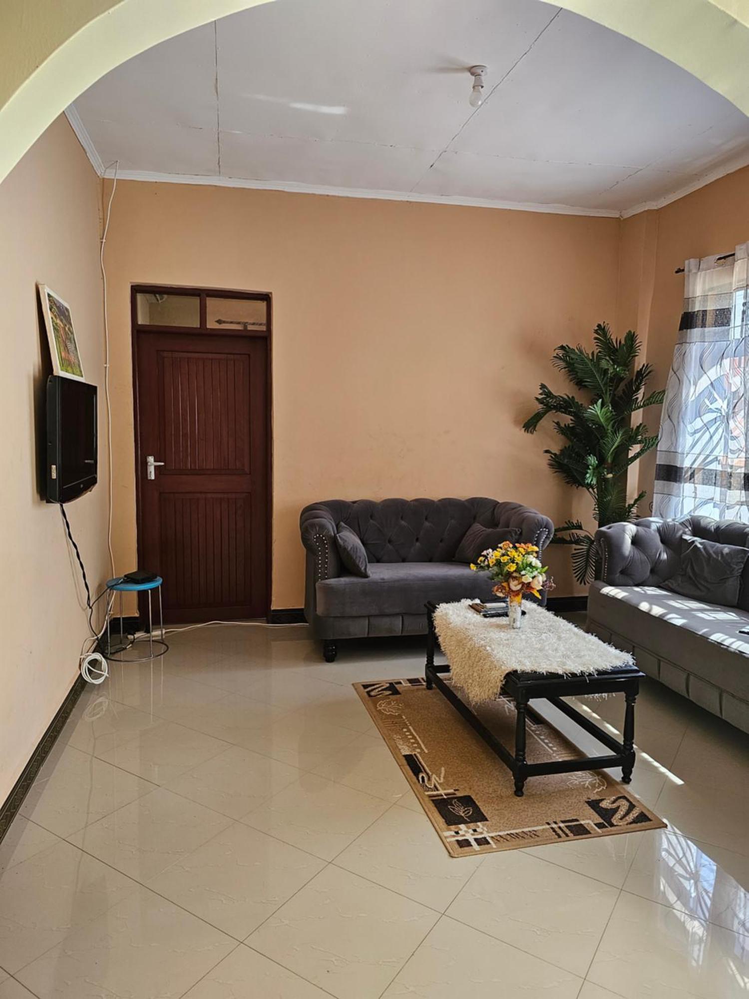 B-More Comfort Stay Boma la Ngombe Экстерьер фото