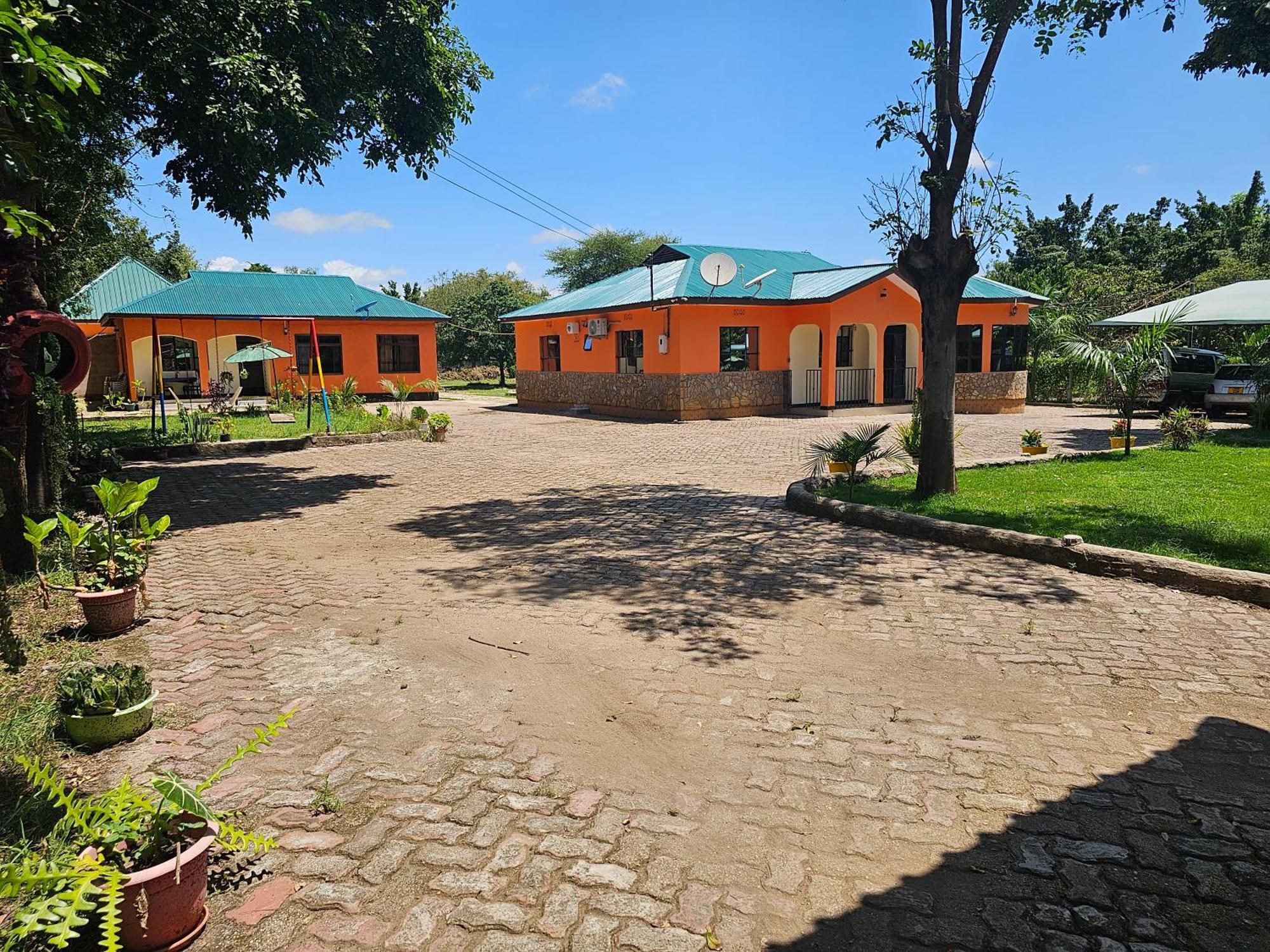 B-More Comfort Stay Boma la Ngombe Экстерьер фото