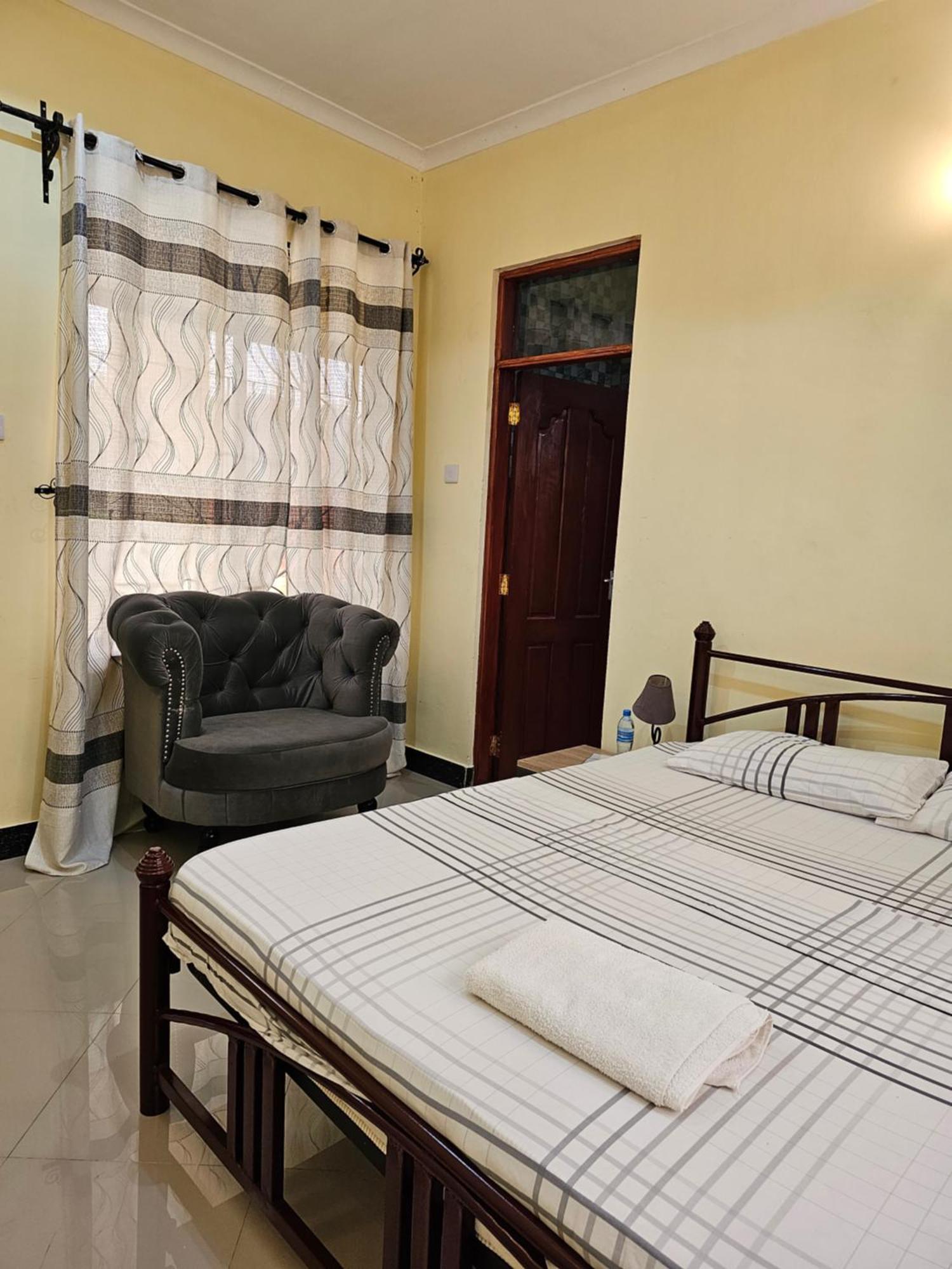 B-More Comfort Stay Boma la Ngombe Экстерьер фото