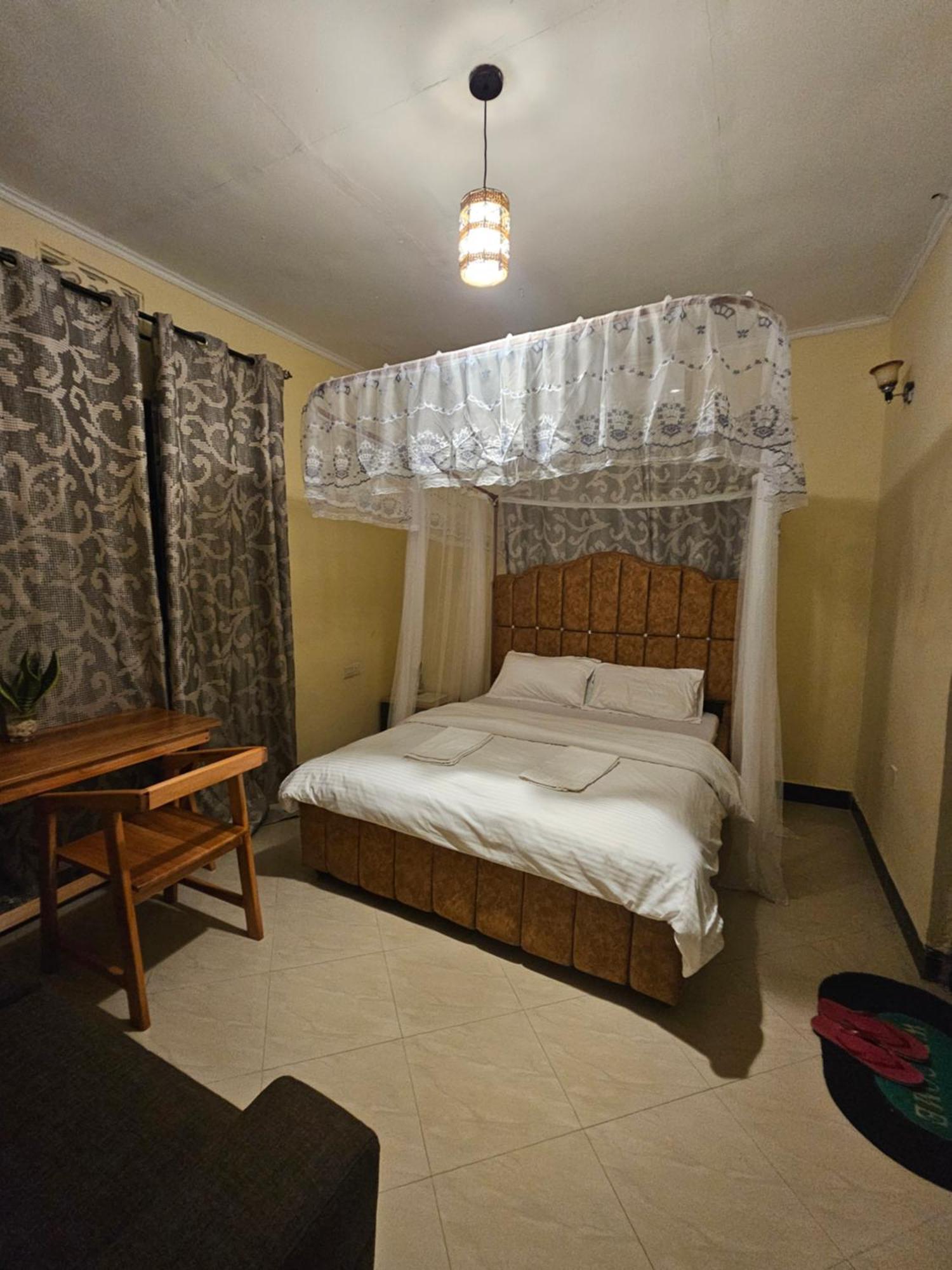 B-More Comfort Stay Boma la Ngombe Экстерьер фото