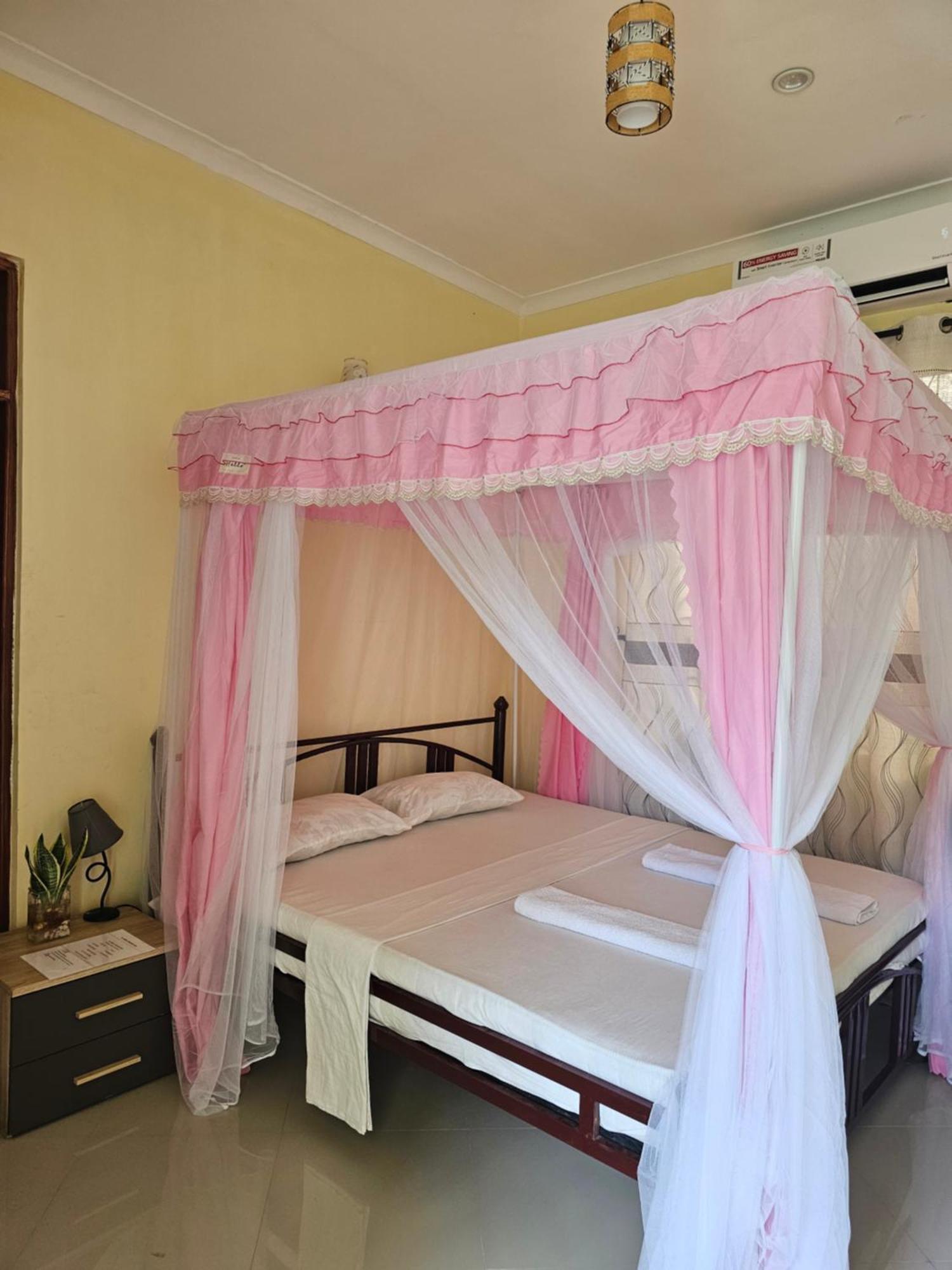 B-More Comfort Stay Boma la Ngombe Экстерьер фото